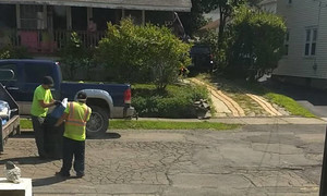 Αυτοί οι οδοκαθαριστές αξίζουν βραβείο