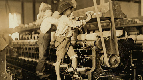 Κανένας φωτογράφος δεν καταπολέμησε την Παιδική Εργασία με τόση λύσσα όσο ο Lewis Hine