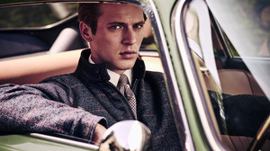 Η Hackett London παρουσιάζει τη συλλογή Classics Reinvented