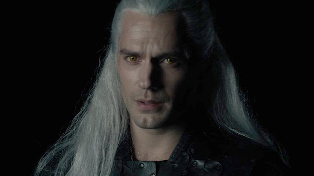 Στο πρώτο teaser του Witcher είδαμε κάποιον που μοιάζει στην Daenerys με αναβολικά