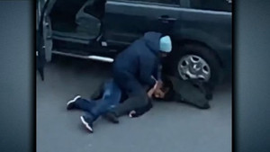 Μην τα βάζεις ποτέ με μία γυναίκα που αγαπάει το αμάξι της