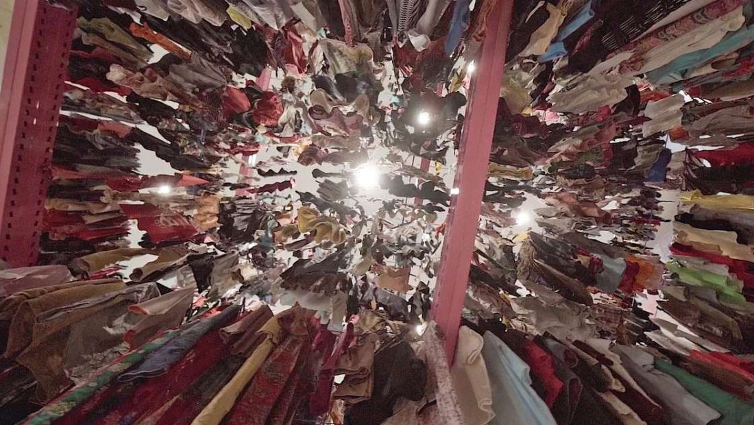 Μία ξενάγηση στην μεγαλύτερη ντουλάπα ρούχων του κόσμου