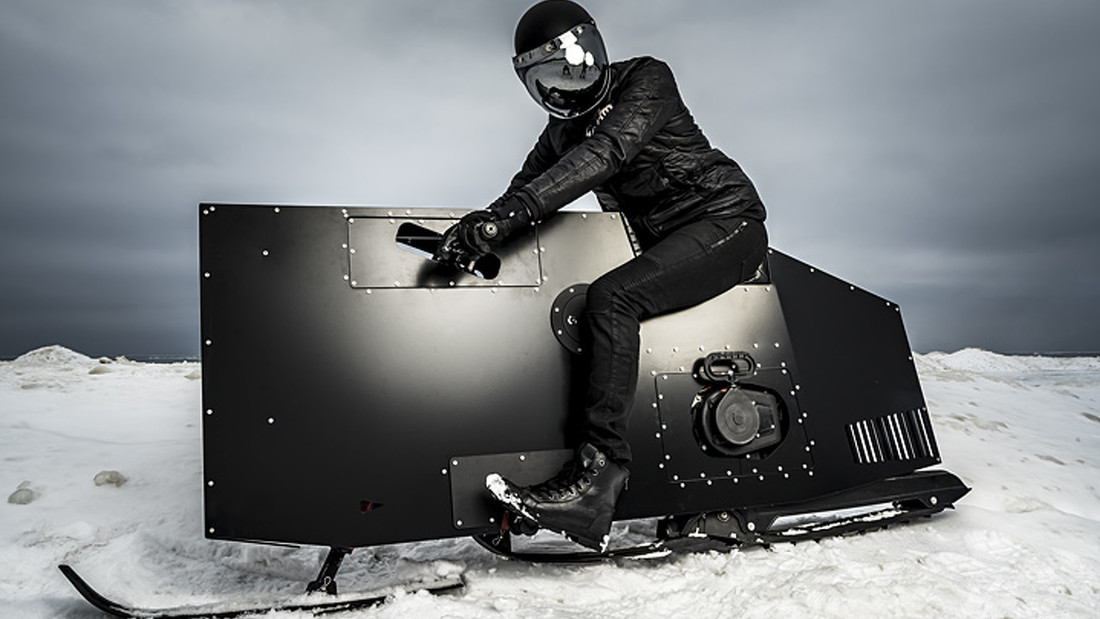 Το snowmobile που δεν καταλαβαίνει από «Τηλέμαχους» και «Σοφίες»