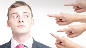 Μάθαμε από πού βγαίνει η φράση «το κρίμα στο λαιμό σου»