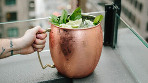 Το Moscow Mule είναι φτιαγμένο από τα πιο αλκοολικά μας όνειρα