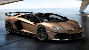Ιδού η θηριώδης Aventador