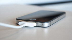 Για αυτό οι φορτιστές των κινητών έχουν κοντό καλώδιο