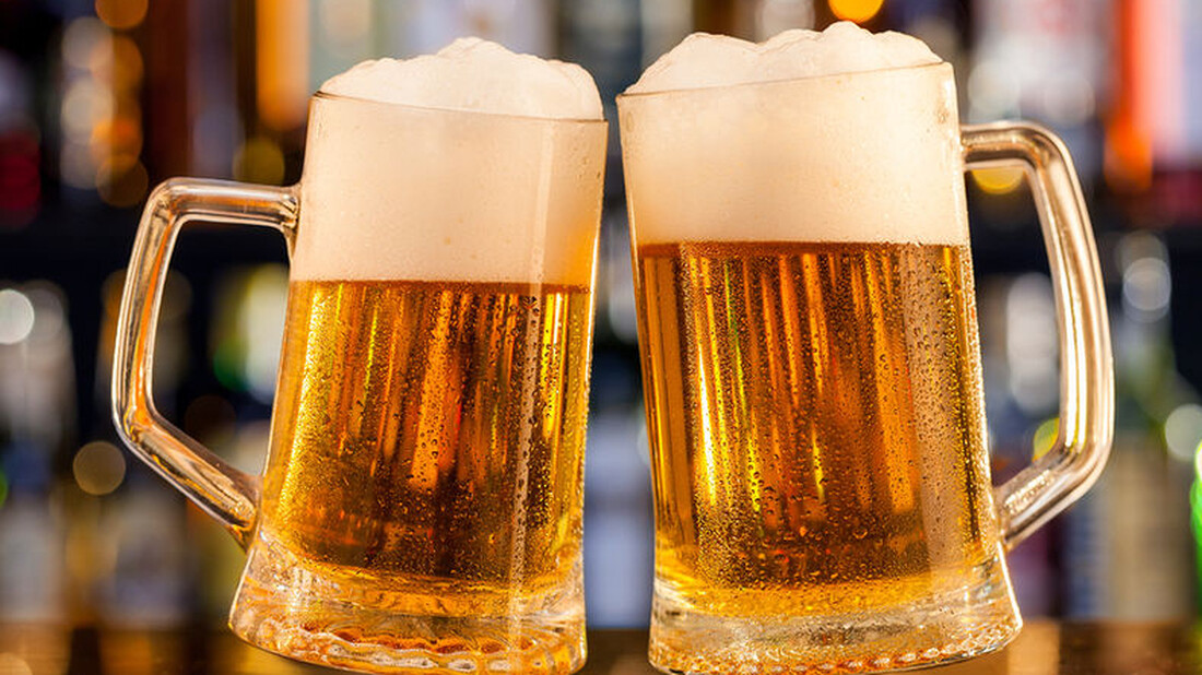 Μπίρα ή μπύρα: Ποιο είναι το σωστό;