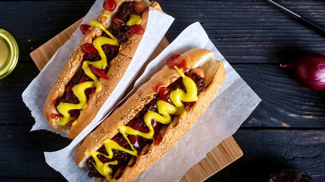 Μέχρι που θα έφτανες για να φας τα νοστιμότερα hot dogs του κόσμου;