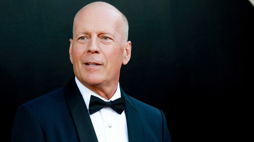 Ο Bruce Willis και άλλοι 3 διάσημοι σου προτείνουν κοκτέιλ που δημιούργησαν οι ίδιοι