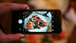Για κάποιο λόγο, οι Millennials προτιμούν την πίτσα γιατί μοιάζει ωραία στο Instagram