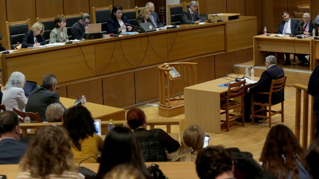 Απολογία Μιχαλολιάκου: «Είμαι αθώος - Πρόκειται για πολιτική σκευωρία»