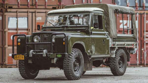 Ένα Land Rover έτοιμο για τις πιο απίθανες διαδρομές
