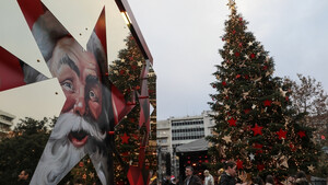 Εορταστικό ωράριο: Πώς θα λειτουργήσουν σήμερα τα καταστήματα