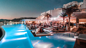 Το CAVO TAGOO και το ZUMA ενώνουν τις δυνάμεις τους για ένα αξέχαστο καλοκαίρι στη Μύκονο