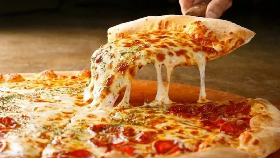 Τόσο καιρό έτρωγες λάθος την πίτσα σου