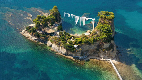 Αυτά είναι τα 4 ελληνικά νησιά που βρίσκονται στα πιο παραδεισένια μέρη της Ευρώπης (photos)