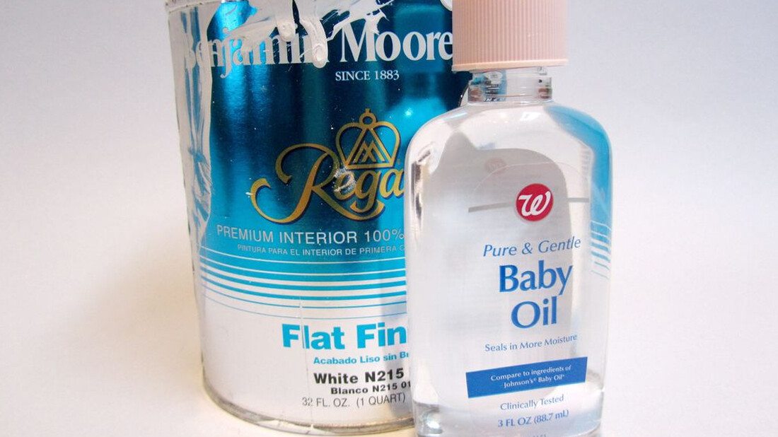 Δες γιατί το baby oil είναι ότι πιο χρήσιμο έχεις στο σπίτι σου