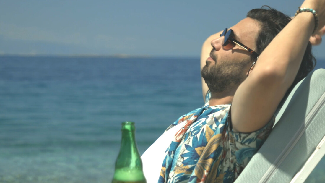 Ήρθε η ώρα να ανακαλύψεις και εσύ το beach bar που σημαίνει για εσένα καλοκαίρι