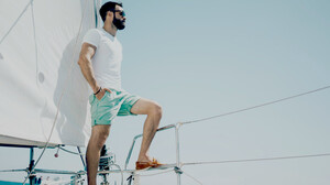 Το boat shoe είναι το μοναδικό παπούτσι που ταιριάζει με τα πάντα