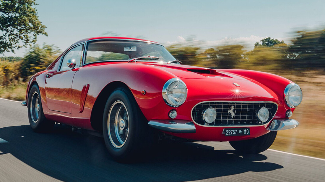 Τίποτα δεν μπορεί να τα βάλει με το κόκκινο χρώμα της Ferrari 250 GT