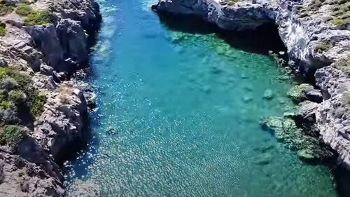 Προλαβαίνεις: Η παραλία με την πιο άγρια ομορφιά είναι δίπλα σου Προλαβαίνεις: Η παραλία με την πιο άγρια ομορφιά είναι δίπλα σου