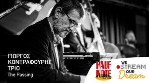 Ο Γιώργος Κοντραφούρης στο Half Note