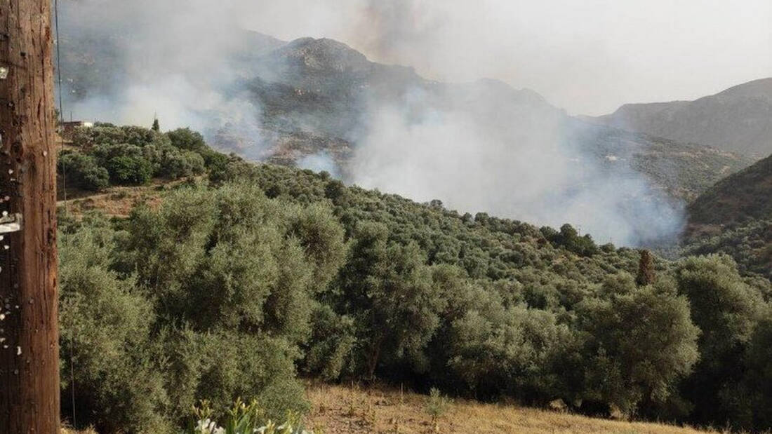 Φωτιά στα Χανιά: Ανεξέλεγκτη η πυρκαγιά στο Κακοδίκι - Εκκενώθηκαν τρεις οικισμοί