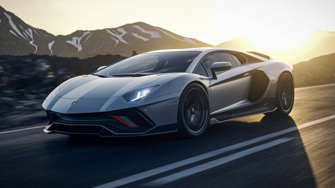 Η Ultimae είναι το αντίο της Lamborghini στους V12 κινητήρες