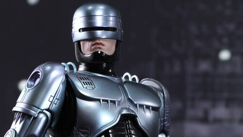 RoboCop: Η ταινία που σατίρισε με ωμή βία το μέλλον