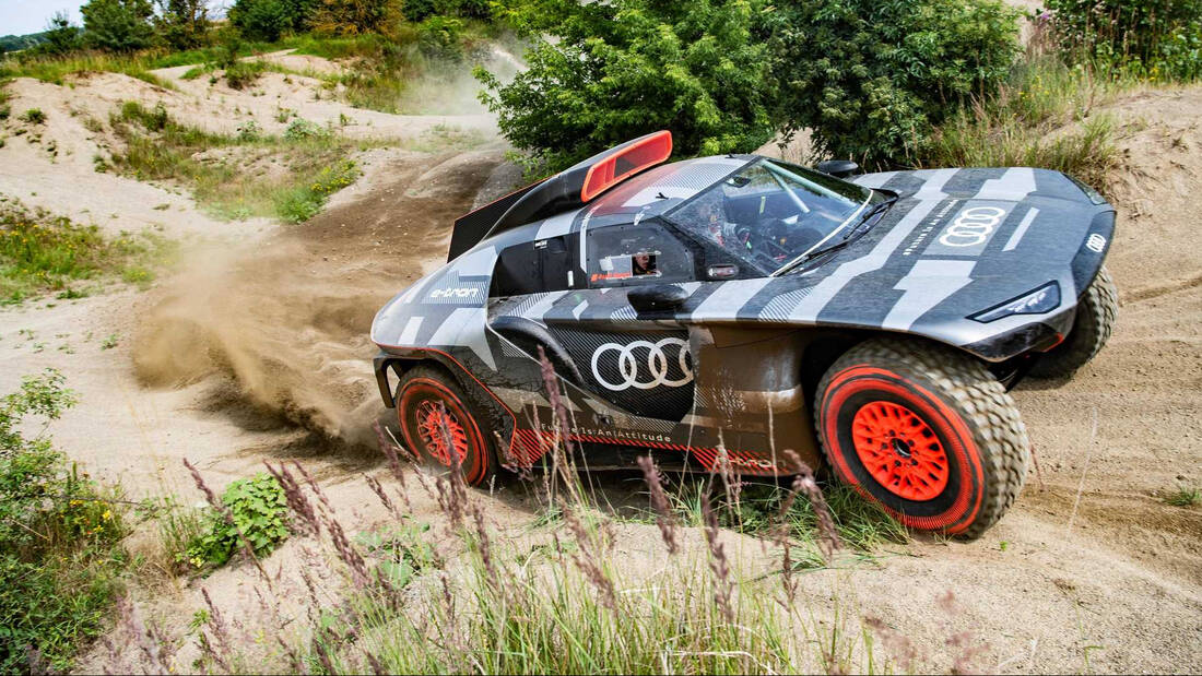 To Audi RS Q E-Tron σκοπεύει να γίνει το πρώτο ηλεκτροκίνητο που θα κατακτήσει το Dakar