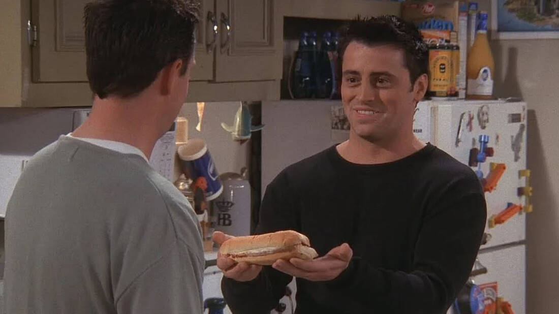Το σάντουιτς με κεφτέδες του Joey, είναι φτιαγμένο από λιγούρες