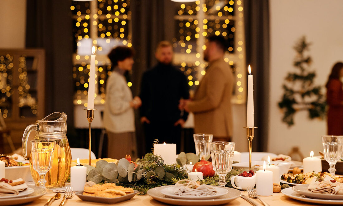 Οδηγός επιβίωσης για γιορτές με τα πεθερικά