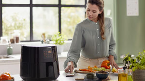 Σαρακοστή με τον Δημήτρη Σκαρμούτσο και το Philips Airfryer XL Connected HD9280