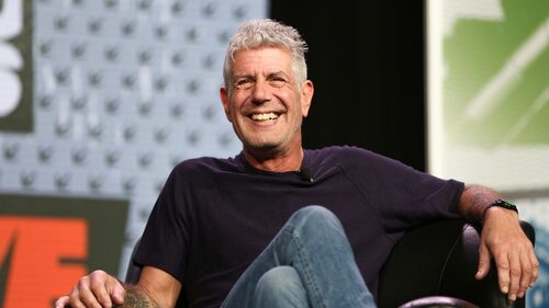 Η άγνωστη ιστορία του Anthony Bourdain που αποτελεί δίδαγμα για όλους