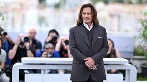 Ο Johnny Depp έμαθε να αγνοεί τον θόρυβο τριγύρω του