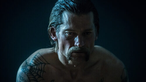 Το Shot Caller είναι η καλύτερη prison movie της νέας γενιάς