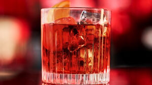 To Negroni Week «σφραγίζει» τον φετινό Σεπτέμβρη με τη γεύση του πιο διαχρονικού, iconic cocktail 