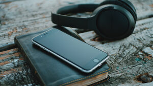 Το Spotify θέλει να ακούς όλο και περισσότερα audiobooks