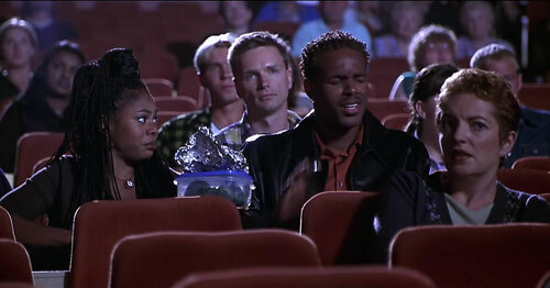 Τεσσερις ενοχλητικοί τύποι θεατών που συναντάς πάντα στο σινεμά