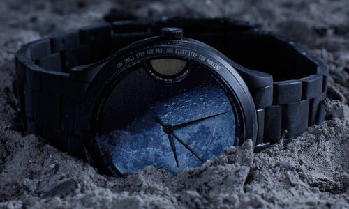 Θα φορούσες ρολόι που περιέχει σεληνιακή σκόνη;