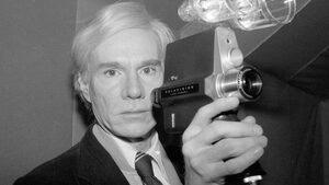 Ποιος δε θα ήθελε για δώρο Χριστουγέννων το Patek Philippe του Andy Warhol;