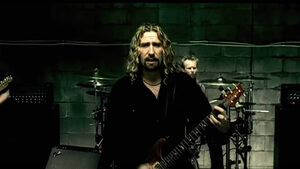 Nickelback: 22 χρόνια από την ένοχη απόλαυση της κυκλοφορίας του How You Remind Me