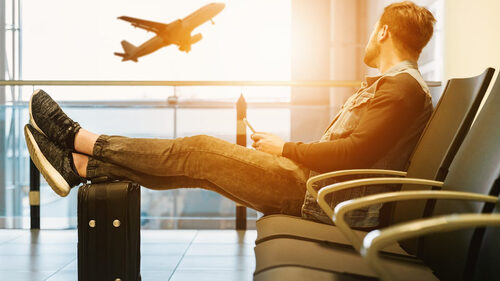 Ξέρουμε ποια είναι η καλύτερη ημέρα και ώρα για να πετάξεις με αεροπλάνο