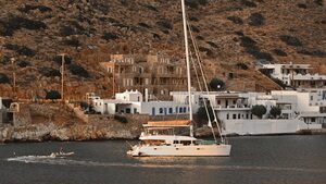 Ένα ελληνικό νησί γεμάτο νοστιμιές που αποθεώνουν οι Βρετανοί