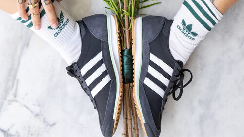 ΤΑ SL 72 ΑΝΘΙΖΟΥΝ ΜΕΣΑ ΑΠΟ ΤΗ ΝΕΑ ΚΑΜΠΑΝΙΑ ΤΩΝ ADIDAS ORIGINALS