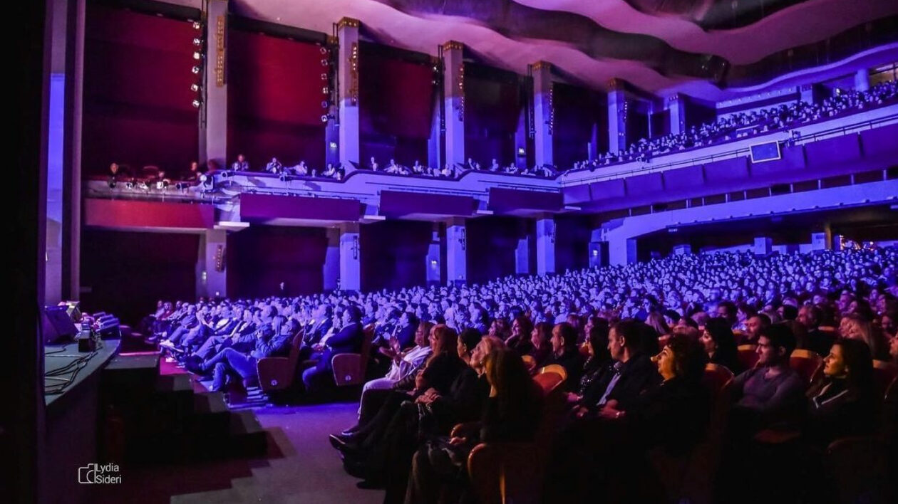 Θέατρο Παλλάς: Πλούσια και πρωτότυπα θεάματα έρχονται στη νέα σεζόν