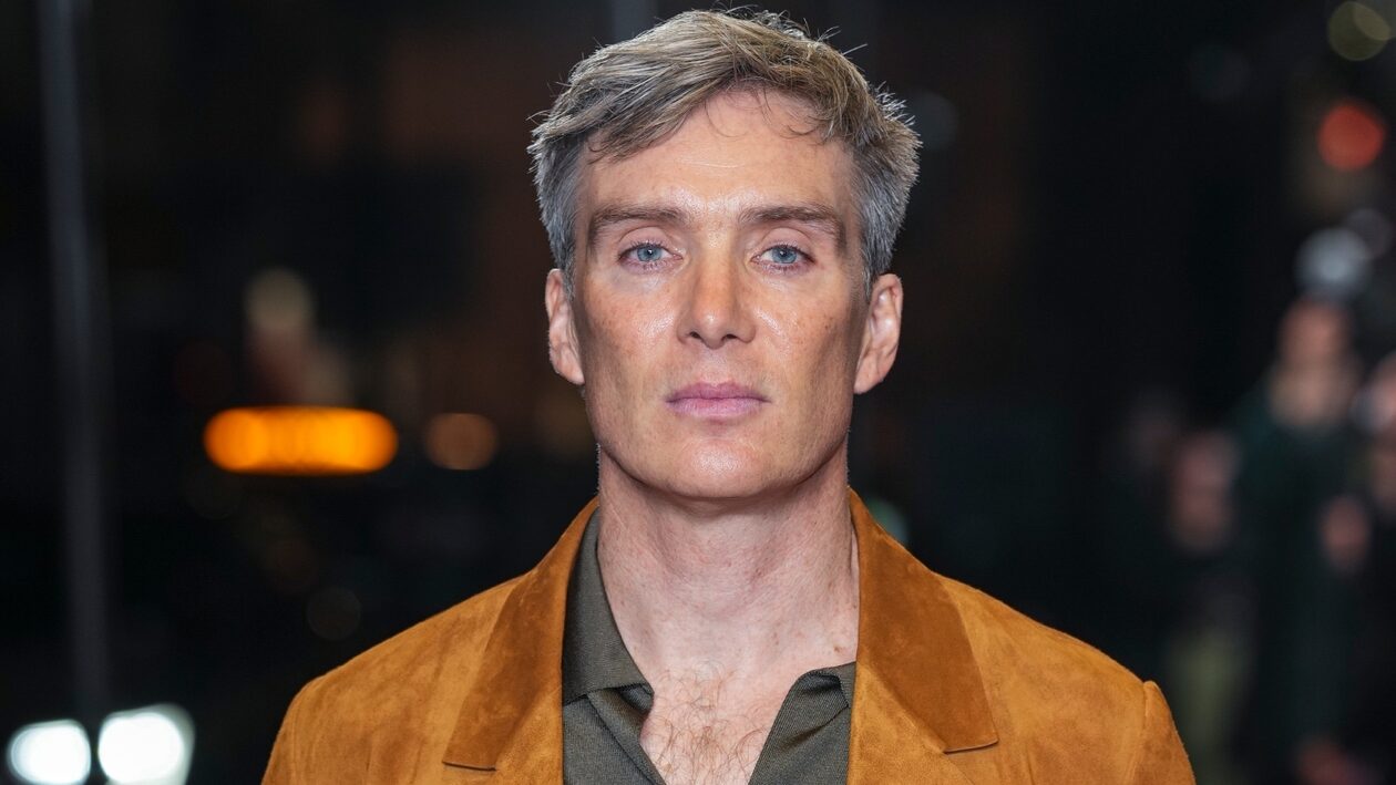 Ο Cillian Murphy “γκρίζαρε” αλλά παραμένει γοητευτικός και στιλάτος