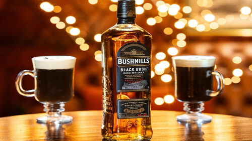 Ένα Bushmills βρίσκεται στο επίκεντρο κάθε εορταστικής στιγμής μας αυτά τα Χριστούγεννα