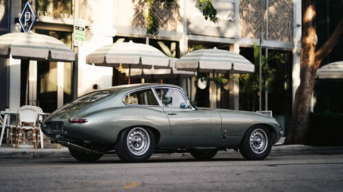 Η κλασσική αξία μίας Schaltkulisse 1962 Jaguar E-Type FHC